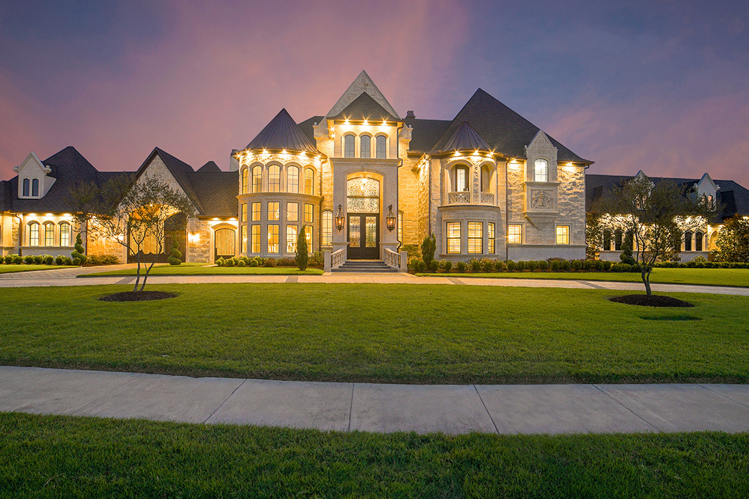 Luxury Homeowner Insurance Image